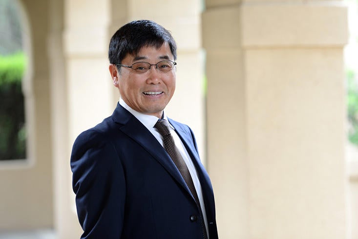 Yunzeng Wang, Dean of UCR AGSM