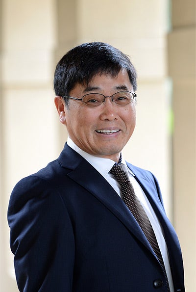 UCR School of Business - Dean Yunzeng Wang