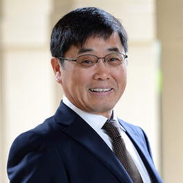 UCR School of Business - Dean Yunzeng Wang UCR School of Business - Dean Yunzeng Wang
