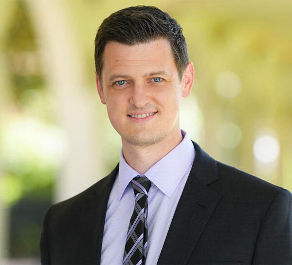 Adam Ek Headshot