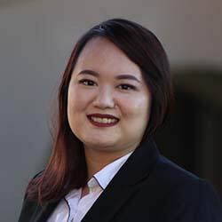 Joanne Zhen Headshot
