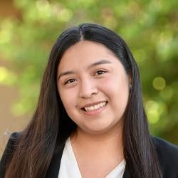 Lesley Aguilar Headshot