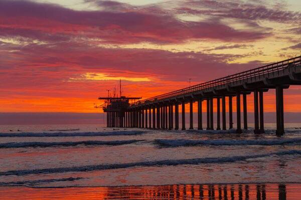 Scripps Memorial Pier, San Diego, Rady School of Management