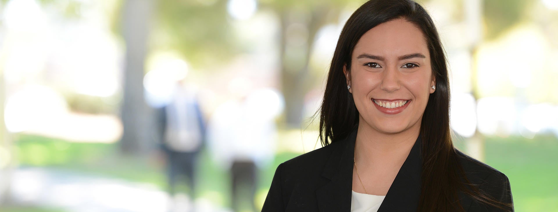 Vivian Muniz, MBA ‘19